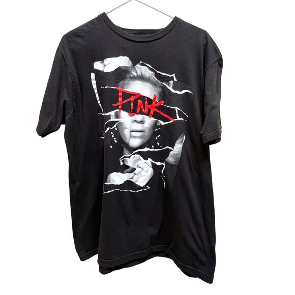 Pink Beautiful Trauma World Tour Graphic T-Shirt Size XL - Picture 1 of 8